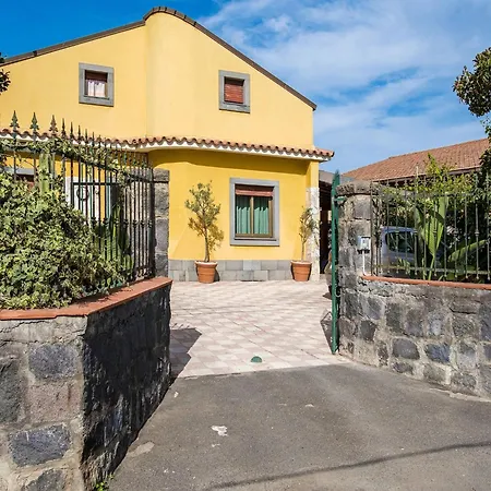 Belvilla By Oyo Casa Fassari Nyaraló Villaggio San Leonardo